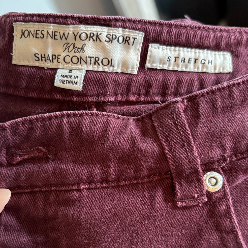 Jones New York Sport Vintage Women's Stretch Jeans - Wine